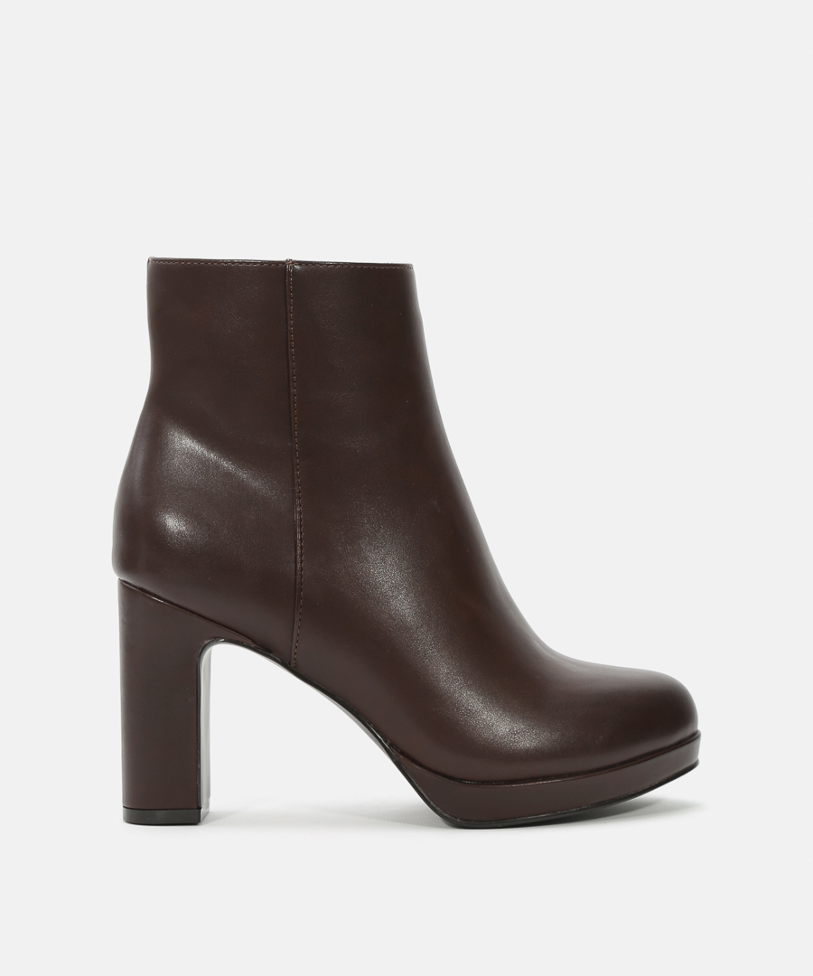 Botines tacón  image number null